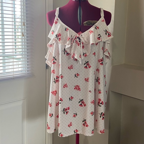 Lily Morgan women half white with red flowers sleeveless top. Size 3X. Used - Picture 1 of 7